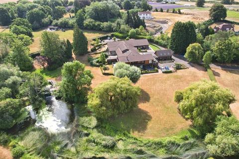 2 bedroom flat for sale, Stoneleigh Road, Bubbenhall, Coventry, Warwickshire, CV8