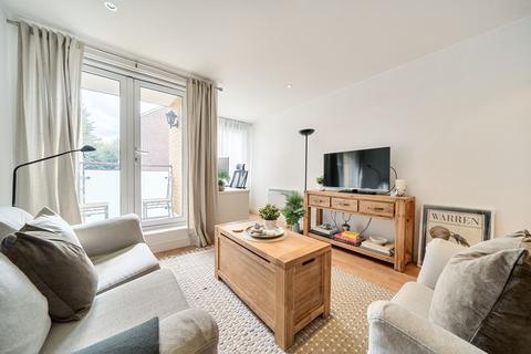 2 bedroom flat for sale, Yeoman Street, London, SE8