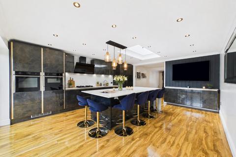 3 bedroom semi-detached house for sale, Langley Park Road, Iver SL0