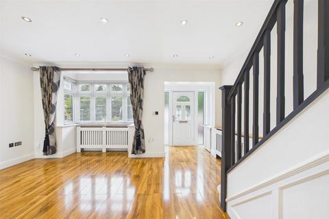 3 bedroom semi-detached house for sale, Langley Park Road, Iver SL0
