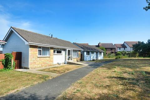 3 bedroom detached bungalow for sale, BEMBRIDGE