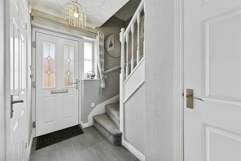 3 bedroom detached house for sale, Farmers Close, Wootton, Northampton