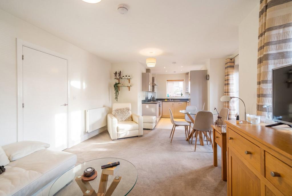 Apartment in Solihull - View 3