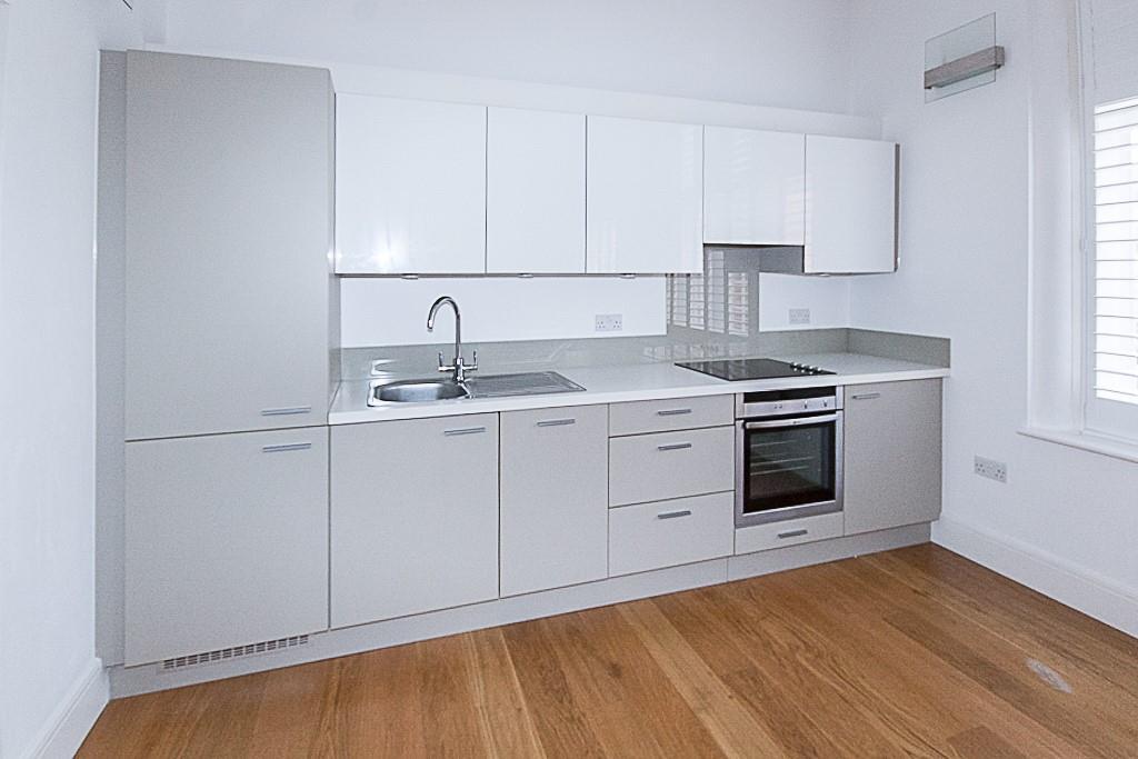 Apartment in Warley - More