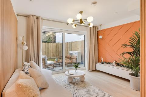 Fenham Road, London