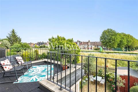4 bedroom terraced house for sale, Hamilton Crescent, London, N13