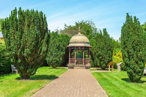 3 bedroom property with land for sale, The Grove, Stoke Row Front Street, Stoke Row, South Oxfordshire