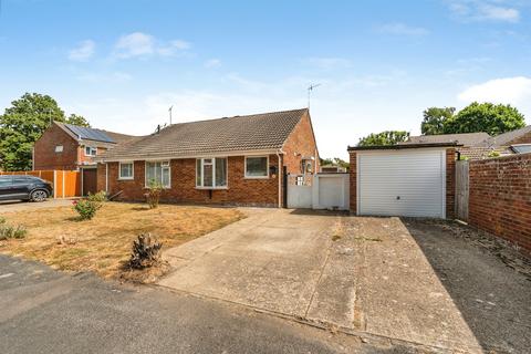 2 bedroom semi-detached house for sale, Caledonia Drive, Dibden, Southampton