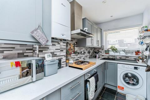 2 bedroom semi-detached house for sale, Caledonia Drive, Dibden, Southampton