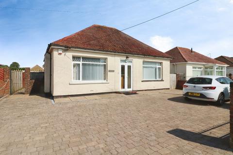 2 bedroom detached bungalow for sale, Merthyr Dyfan Road, Barry