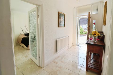 2 bedroom detached bungalow for sale, Merthyr Dyfan Road, Barry