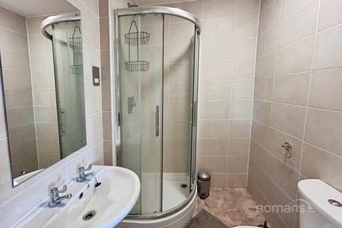 1 bedroom in a house share to rent, Oxford Road, Tilehurst, Reading, RG31