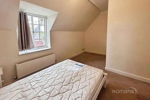 1 bedroom in a house share to rent, Oxford Road, Tilehurst, Reading, RG31
