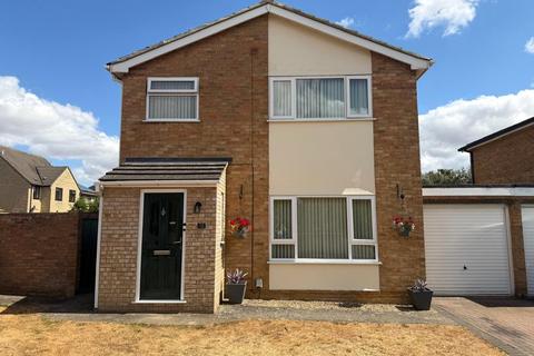 3 bedroom link detached house for sale, Burford Road, Carterton, Oxfordshire