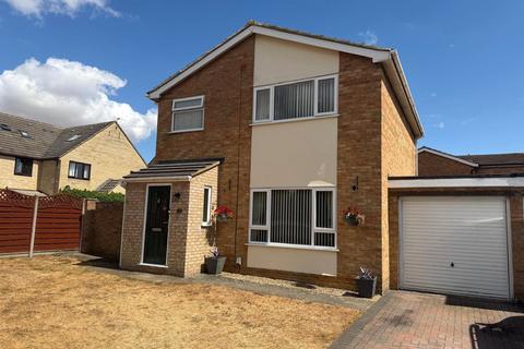 3 bedroom link detached house for sale, Burford Road, Carterton, Oxfordshire