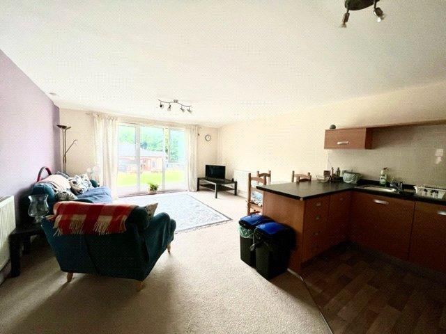 Apartment in Cardiff - More
