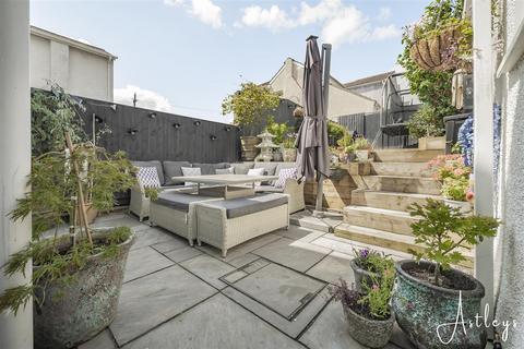3 bedroom terraced house for sale, Eastbourne Grove, Sketty, Swansea