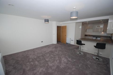 2 bedroom apartment to rent, Orchard Court, Ettington Road, Warwick
