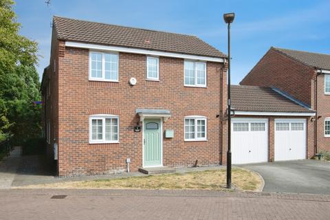4 bedroom semi-detached house for sale, Sunflower Gardens, Bessacarr, Doncaster