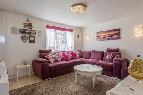 Gallery Gardens, Northolt, UB5
