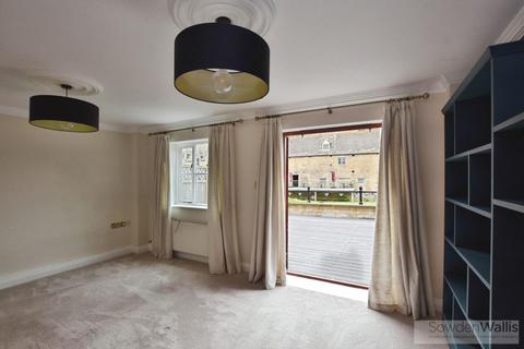 undefined, Saxon Court, Water Street, Stamford