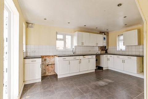 3 bedroom semi-detached house for sale, Oak Grove Road, London SE20