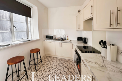 1 bedroom flat to rent, Regent House, Princes Place, BN1