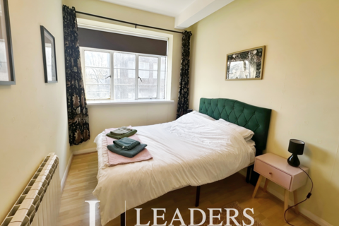 1 bedroom flat to rent, Regent House, Princes Place, BN1