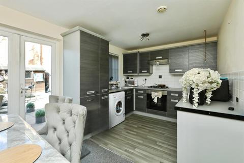 3 bedroom terraced house for sale, West End Terrace, New Rossington, Doncaster