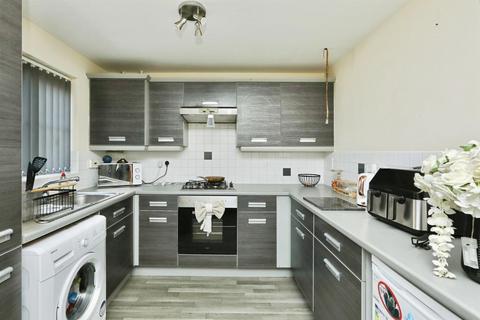 3 bedroom terraced house for sale, West End Terrace, New Rossington, Doncaster