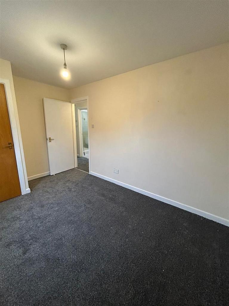 Apartment in Bournemouth, Lansdowne - View 2