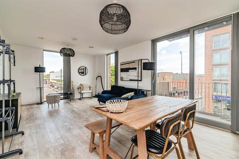 2 bedroom apartment for sale, Quay Place, Nottingham