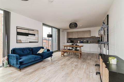 2 bedroom apartment for sale, Quay Place, Nottingham