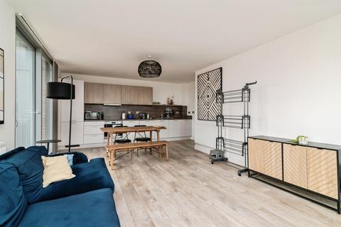 2 bedroom apartment for sale, Quay Place, Nottingham
