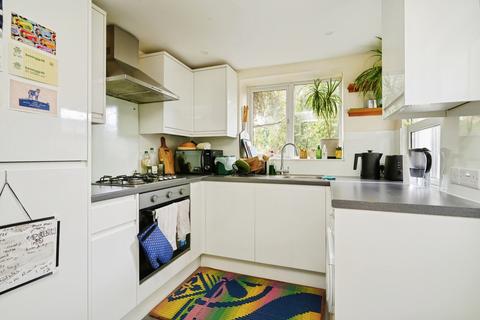 2 bedroom terraced house to rent, Marsh Road, Oxford, Oxfordshire, OX4