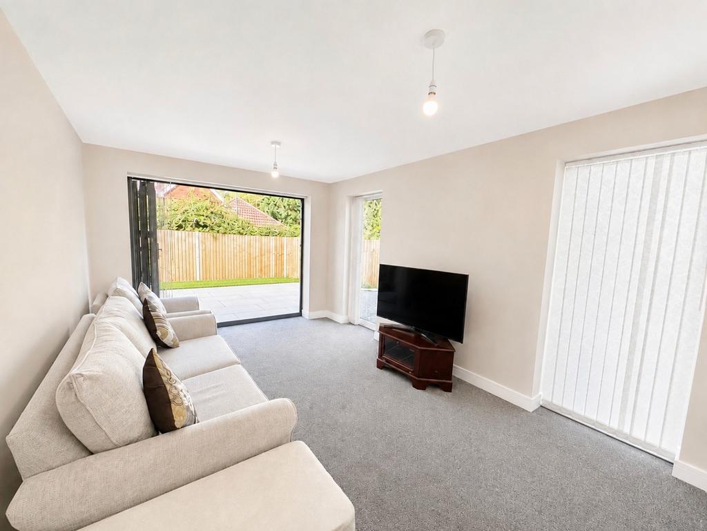 House in Southampton - View 2