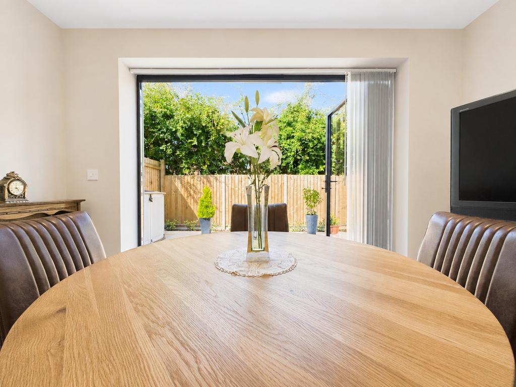 House in Southampton - View 4