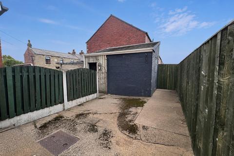 2 bedroom terraced house to rent, Braithwaite Street, Staincross, Barnsley, S75 6BD