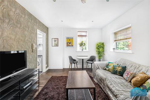2 bedroom apartment for sale, Spencer Avenue, London, N13