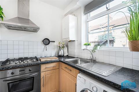 2 bedroom apartment for sale, Spencer Avenue, London, N13