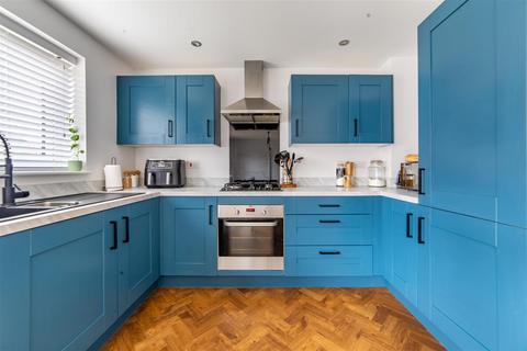 4 bedroom detached house for sale, Dataller Drive, Hazlerigg, Newcastle Upon Tyne, NE13