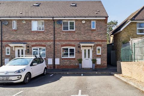 3 bedroom end of terrace house for sale, Quickley Lane, Chorleywood