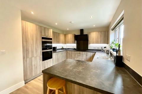 4 bedroom detached house for sale, Ashton Gate Drive, Stoke-On-Trent, ST4