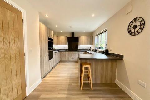 4 bedroom detached house for sale, Ashton Gate Drive, Stoke-On-Trent, ST4