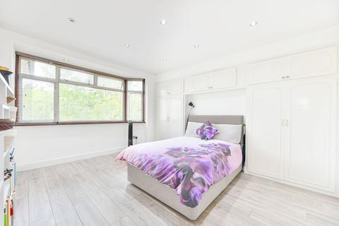 4 bedroom semi-detached house for sale, Crawford Avenue, Wembley, HA0