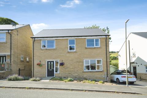 4 bedroom detached house for sale, Carr Road, Buxton, Derbyshire, SK17