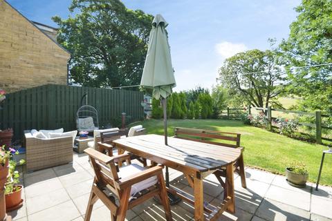 4 bedroom detached house for sale, Carr Road, Buxton, Derbyshire, SK17