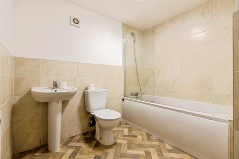 undefined, Flat 2 Grove Road, Wakefield, West Yorkshire, WF1
