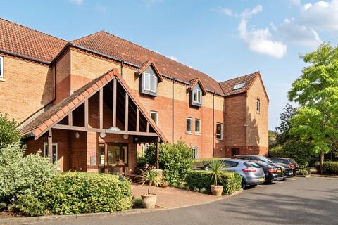 1 bedroom apartment for sale, Swallows Court, Pool Close, Spalding, Lincolnshire, PE11
