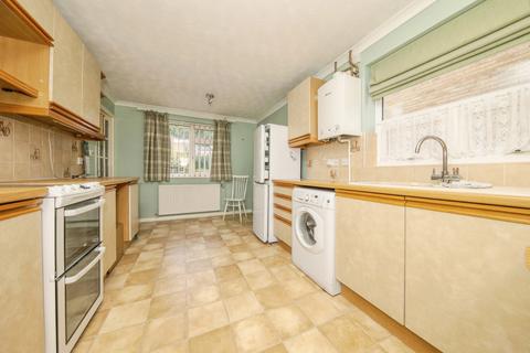 2 bedroom bungalow for sale, Egglestone Close, Ipswich, Suffolk, IP2